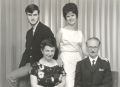 З дужиною Марією та дітьми Орестом і Зонею в  Едмонтоні, 1963